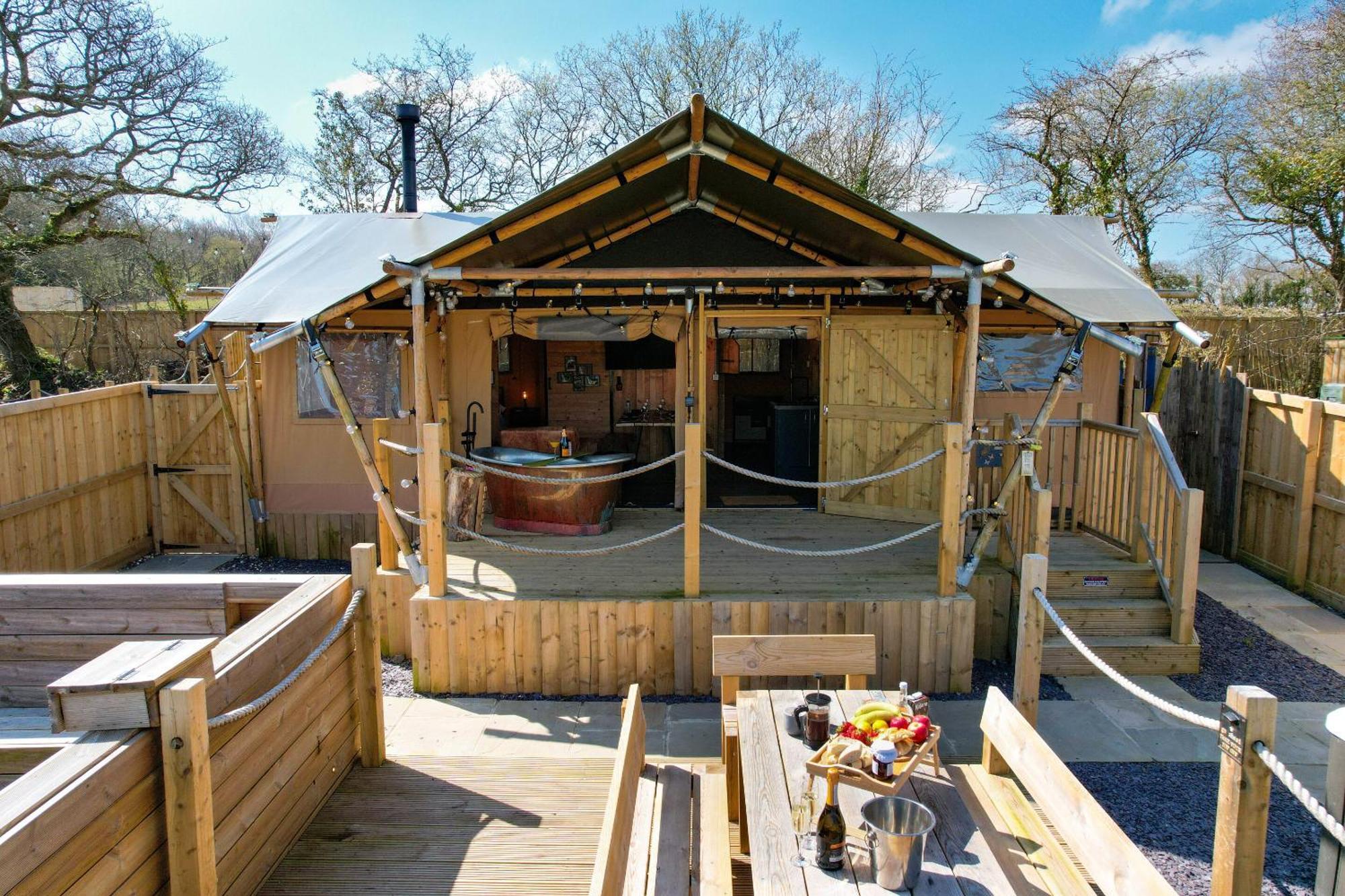 Jungle Book Safari Tent 텐비 외부 사진